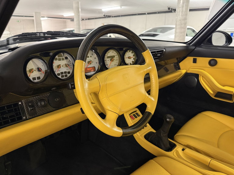 Porsche 993 Carrera 4S