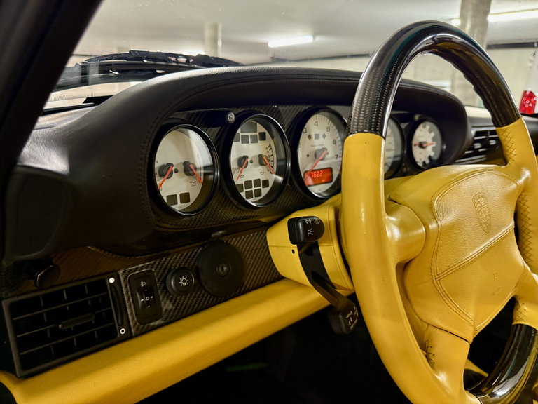 Porsche 993 Carrera 4S