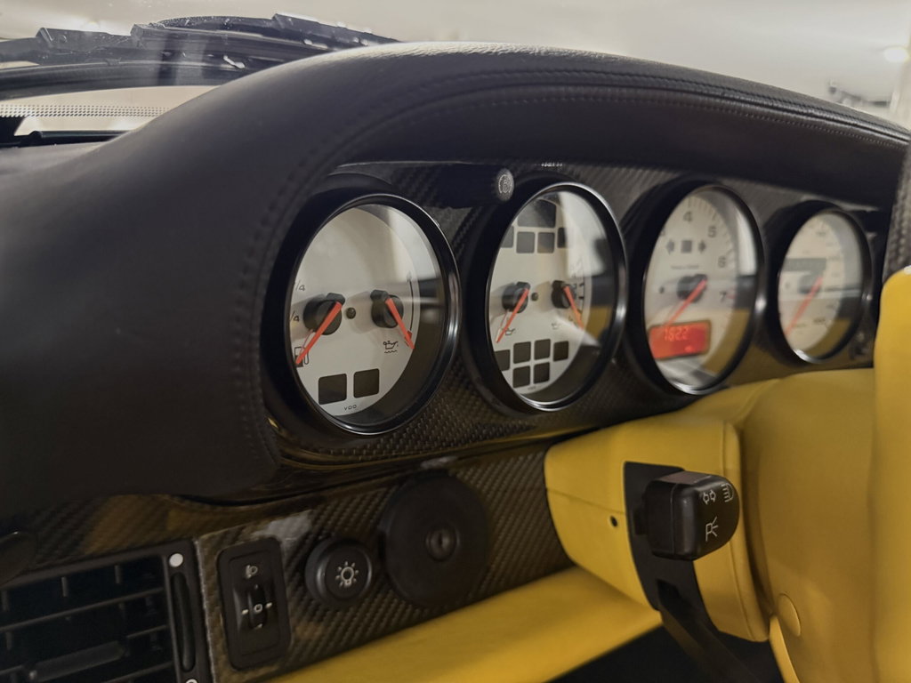 Porsche 993 Carrera 4S