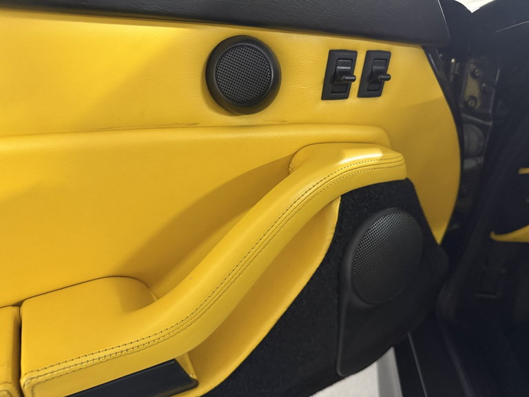 Porsche 993 Carrera 4S