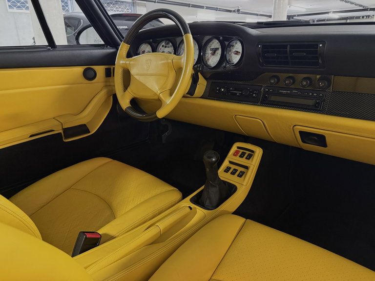 Porsche 993 Carrera 4S