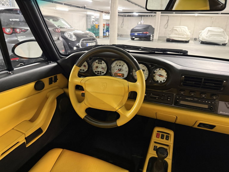 Porsche 993 Carrera 4S