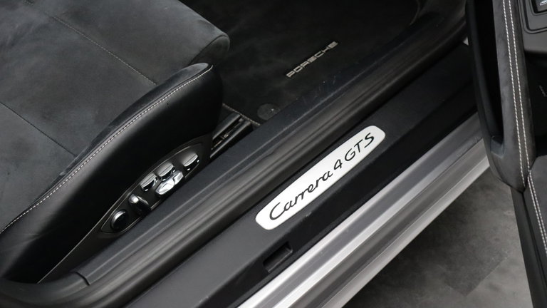 Porsche 991.2 Carrera 4 GTS