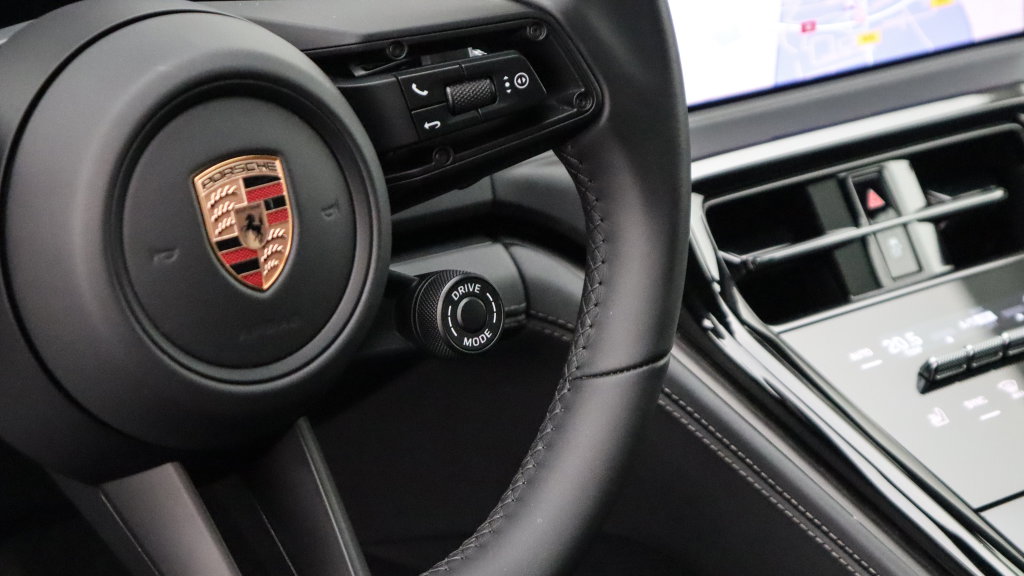 Porsche Panamera 4 E-Hybrid