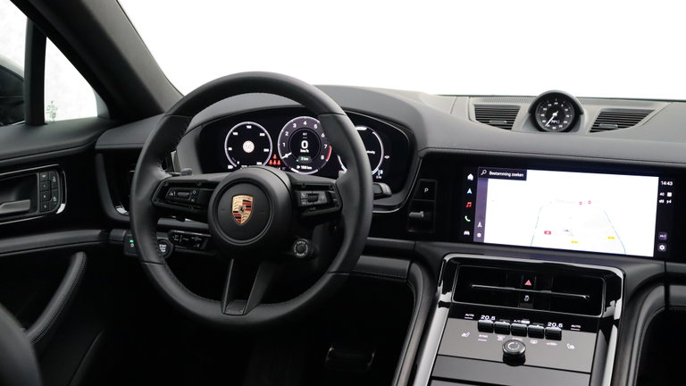 Porsche Panamera 4 E-Hybrid