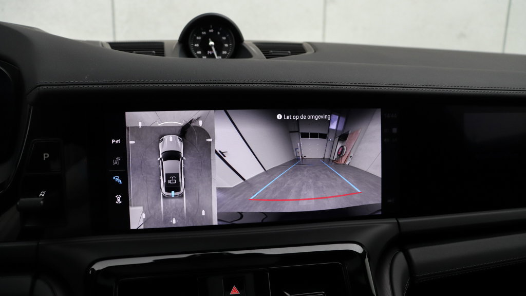 Porsche Panamera 4 E-Hybrid