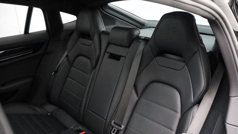 Porsche Panamera 4 E-Hybrid