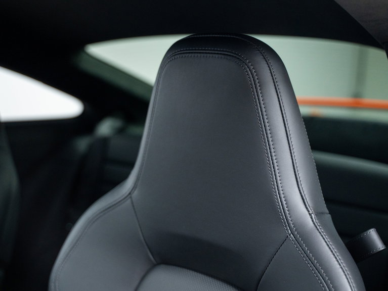 Porsche 992.2 Carrera GTS