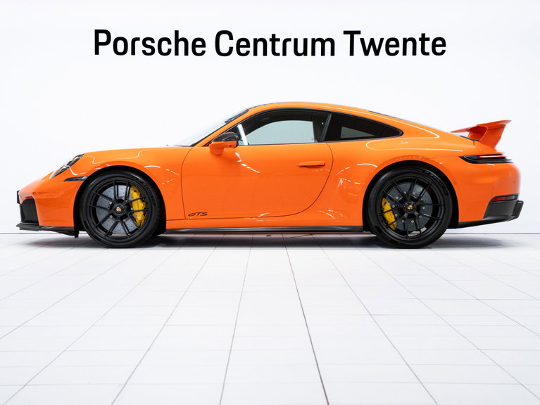 Porsche 992.2 Carrera GTS