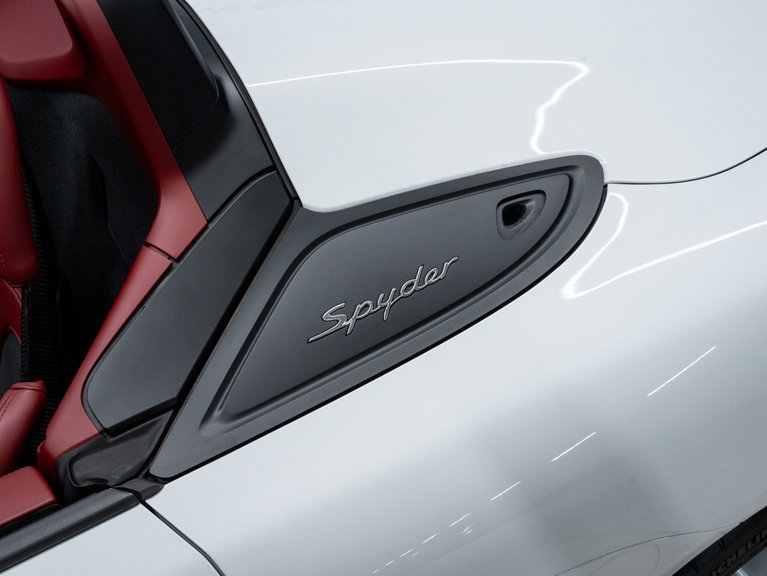 Porsche 718 Spyder