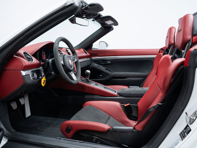 Porsche 718 Spyder