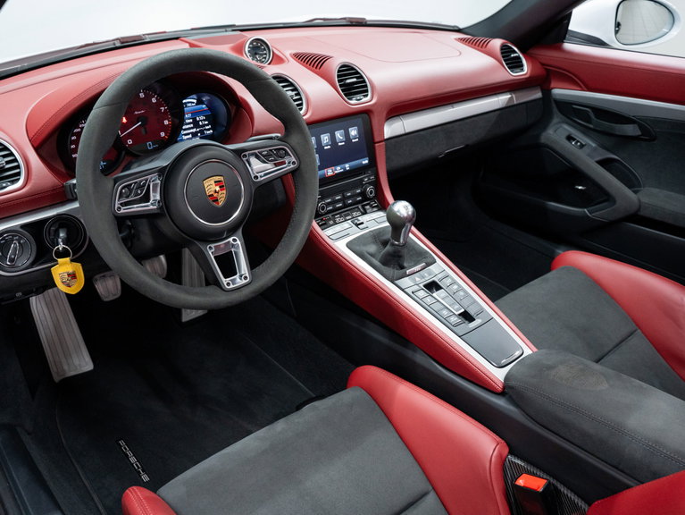 Porsche 718 Spyder