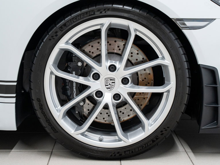 Porsche 718 Spyder