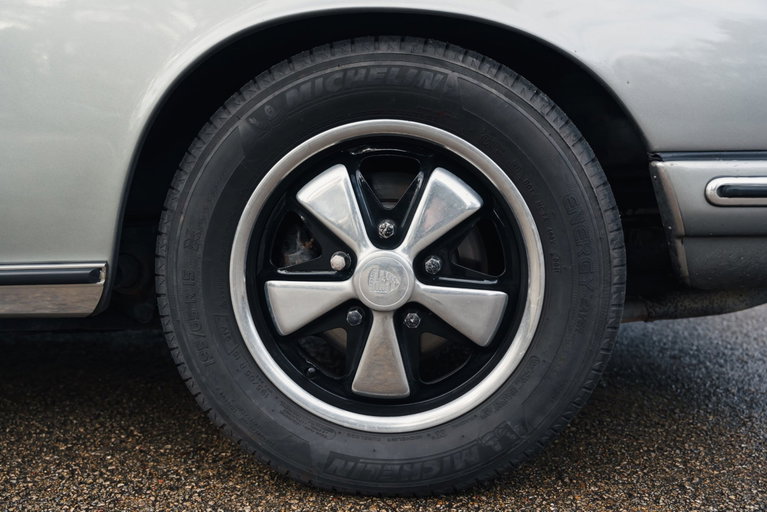Porsche 911 L