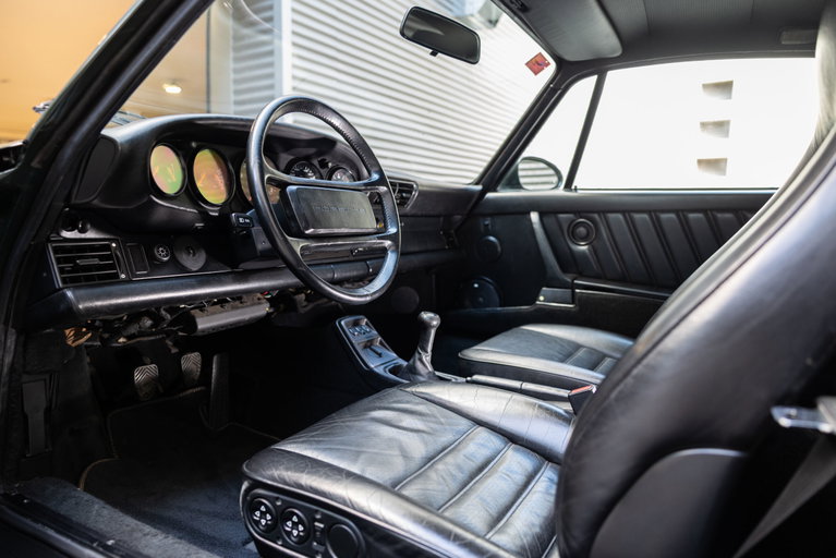 Porsche 964 Carrera 4