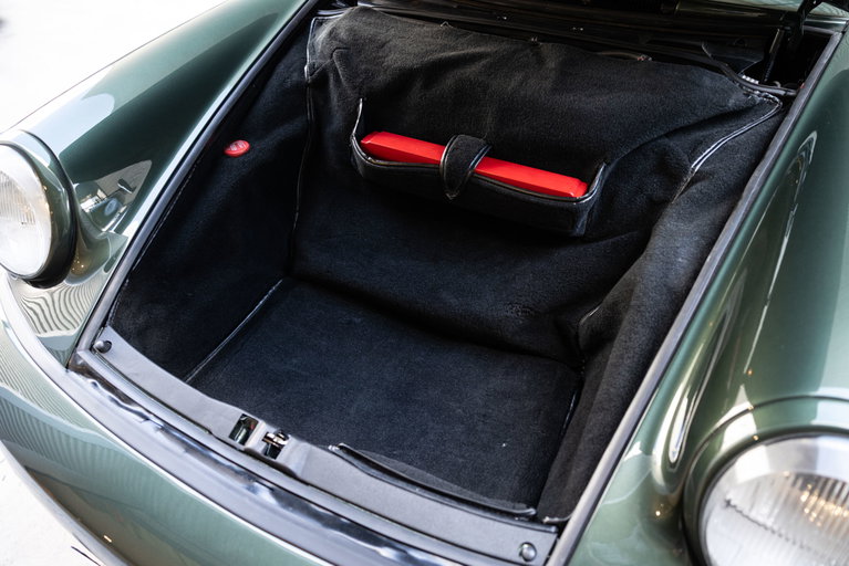 Porsche 964 Carrera 4