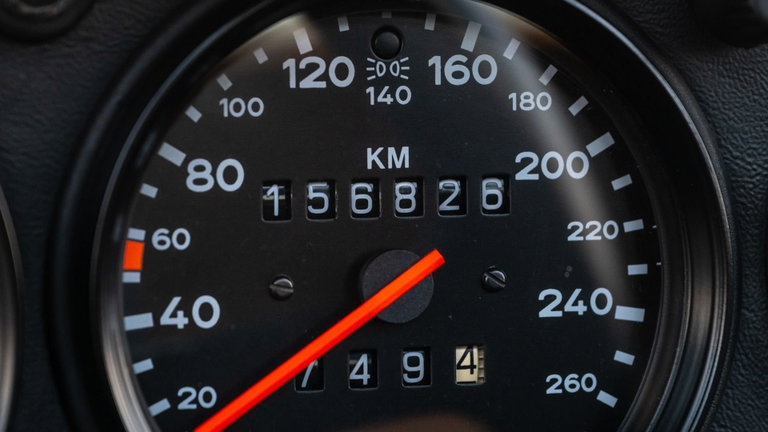 Porsche 911 Carrera 3.2