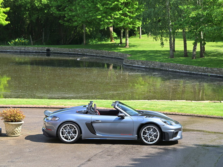 Porsche 718 Spyder RS