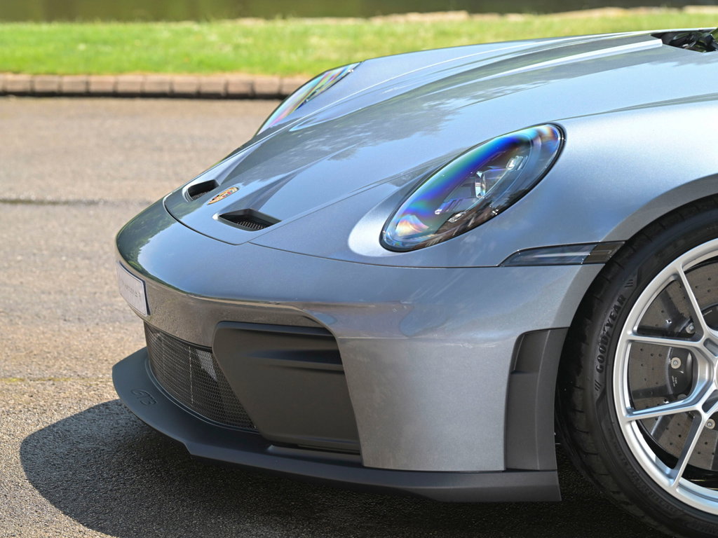 Porsche 992.2 GT3 Touring