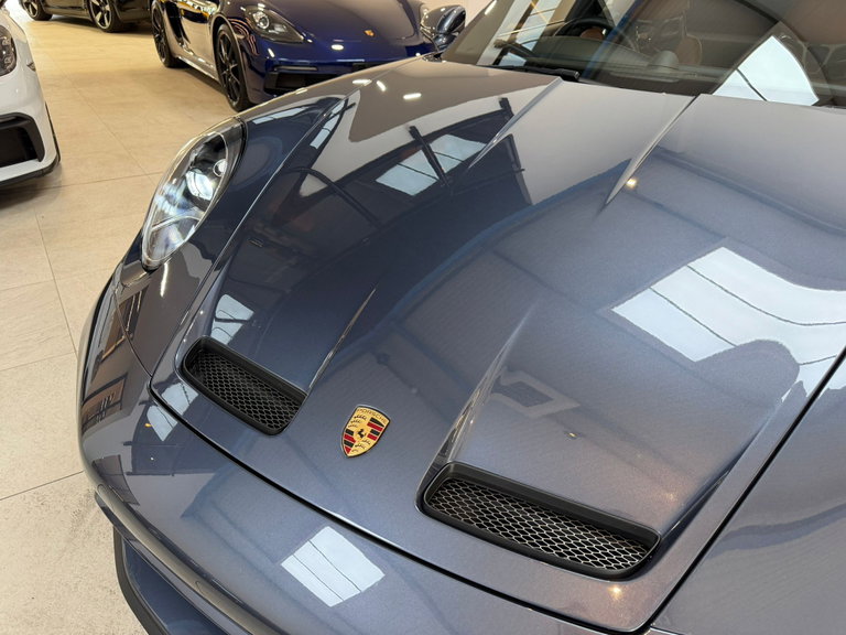 Porsche 992 GT3 Touring