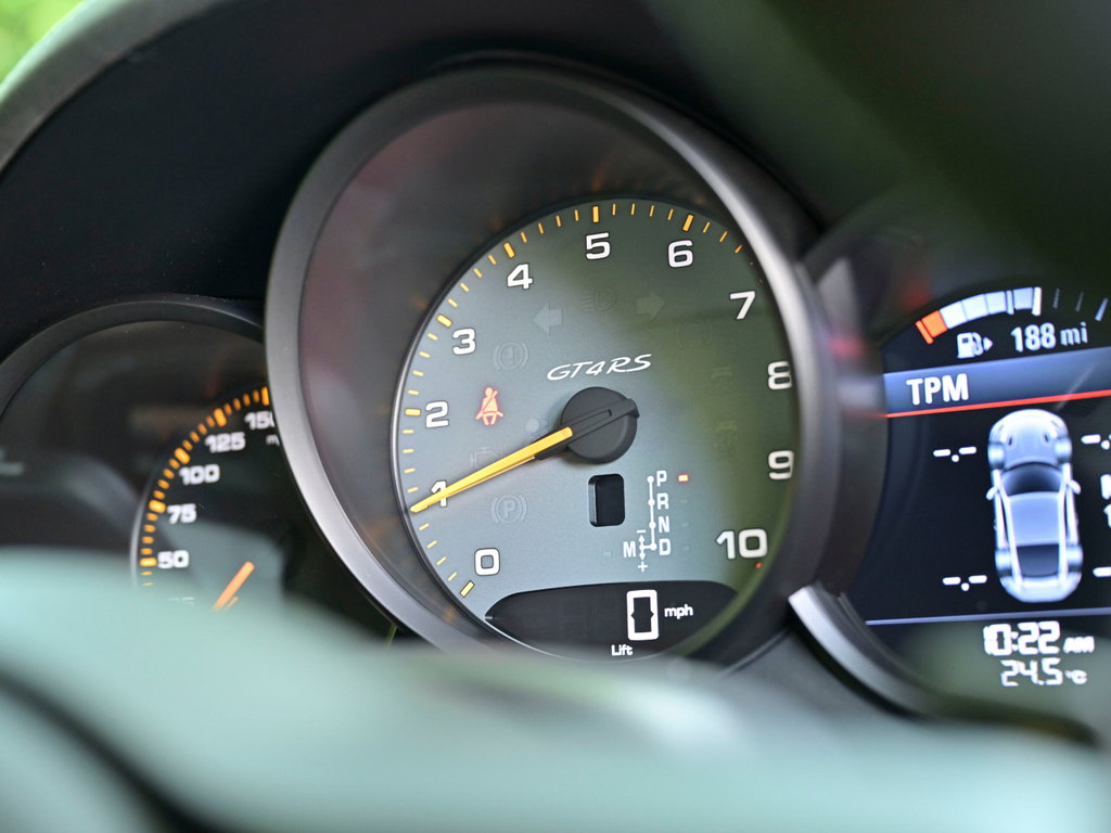 Porsche 718 Cayman GT4 RS
