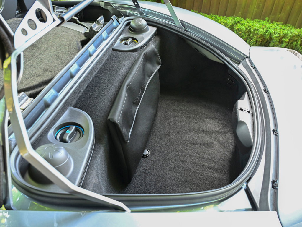 Porsche 718 Spyder RS