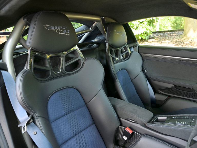 Porsche 718 Cayman GT4 RS