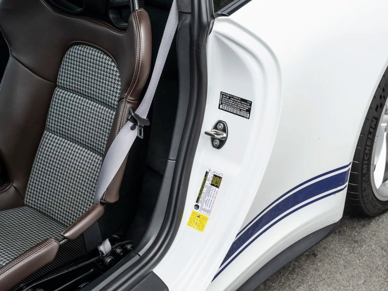 Porsche 911 R