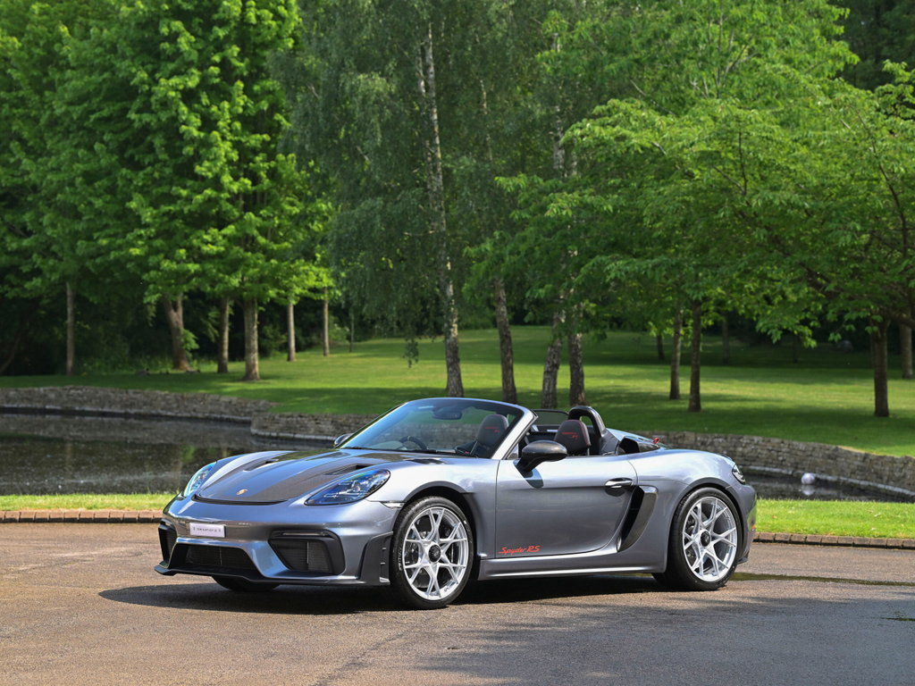 Porsche 718 Spyder RS