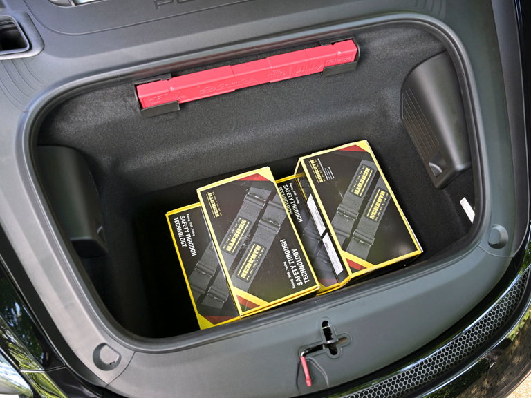 Porsche 718 Cayman GT4 RS
