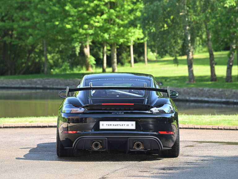 Porsche 718 Cayman GT4 RS