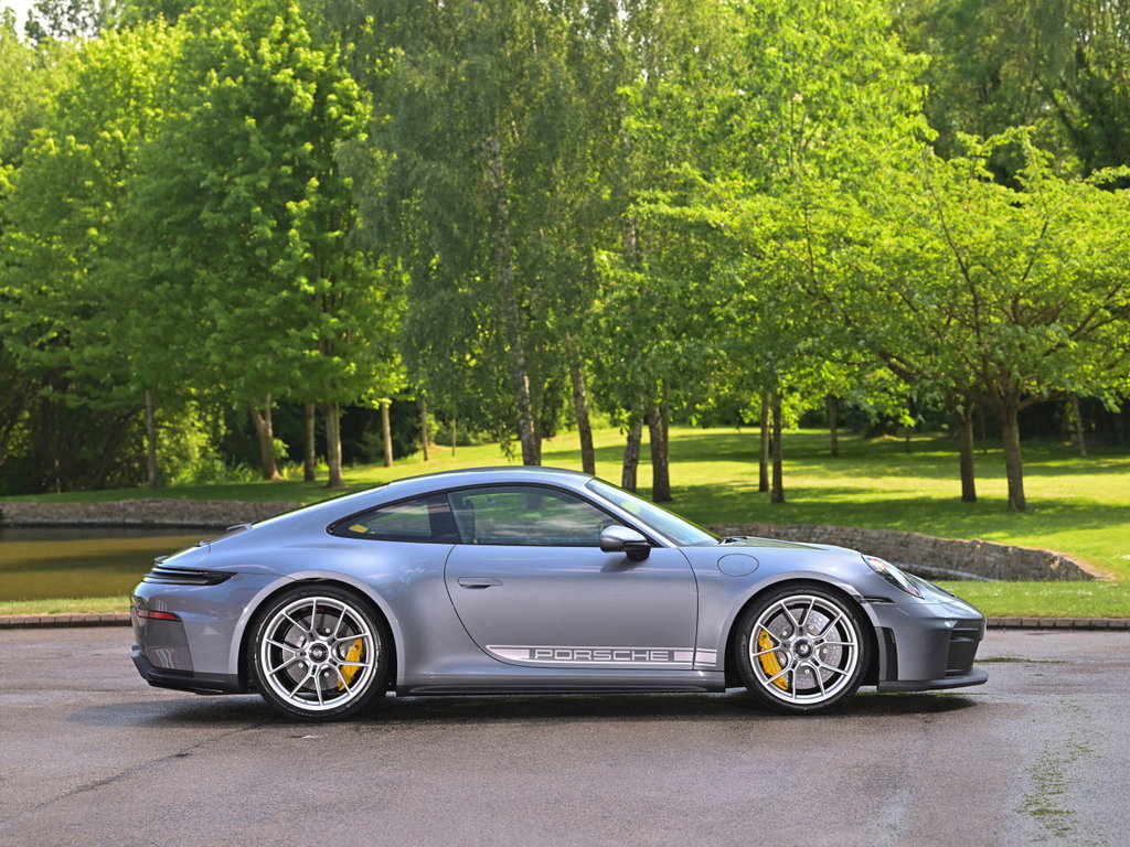 Porsche 992.2 GT3 Touring