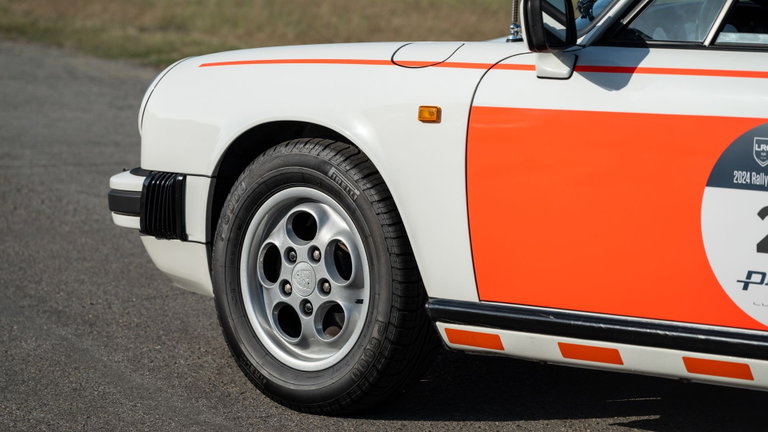 Porsche 911 Carrera 3.2