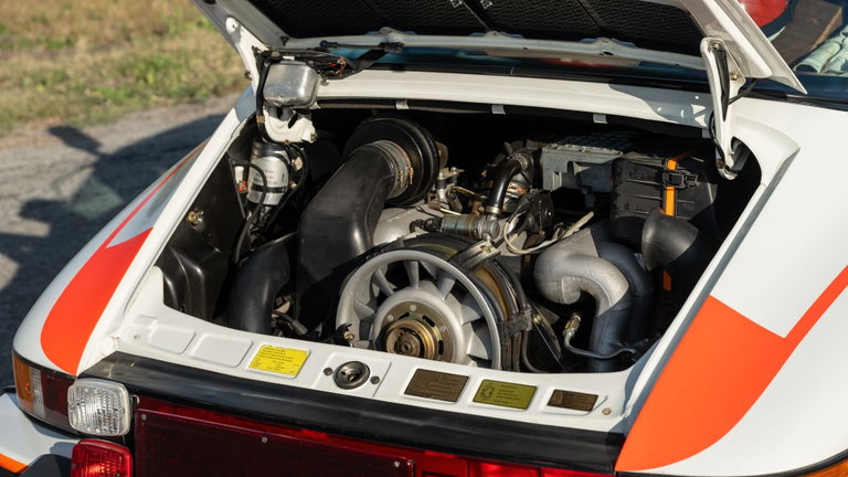 Porsche 911 Carrera 3.2