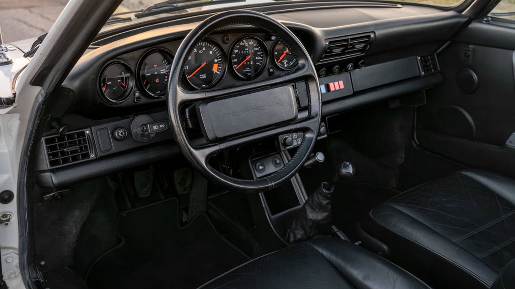 Porsche 911 Carrera 3.2