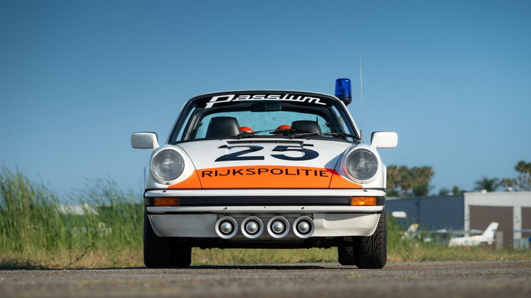 Porsche 911 Carrera 3.2
