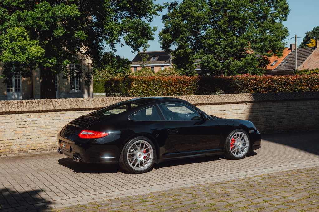 Porsche 997.2 Carrera GTS