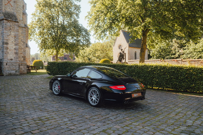Porsche 997.2 Carrera GTS