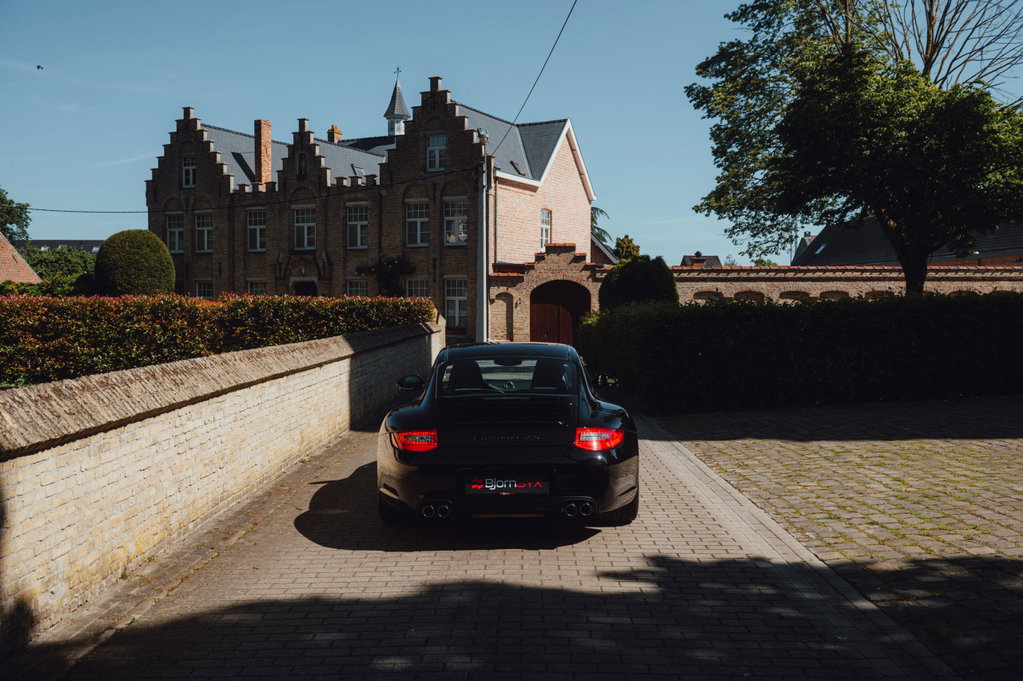Porsche 997.2 Carrera GTS