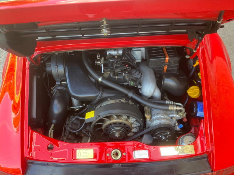 Porsche 964 Carrera 4