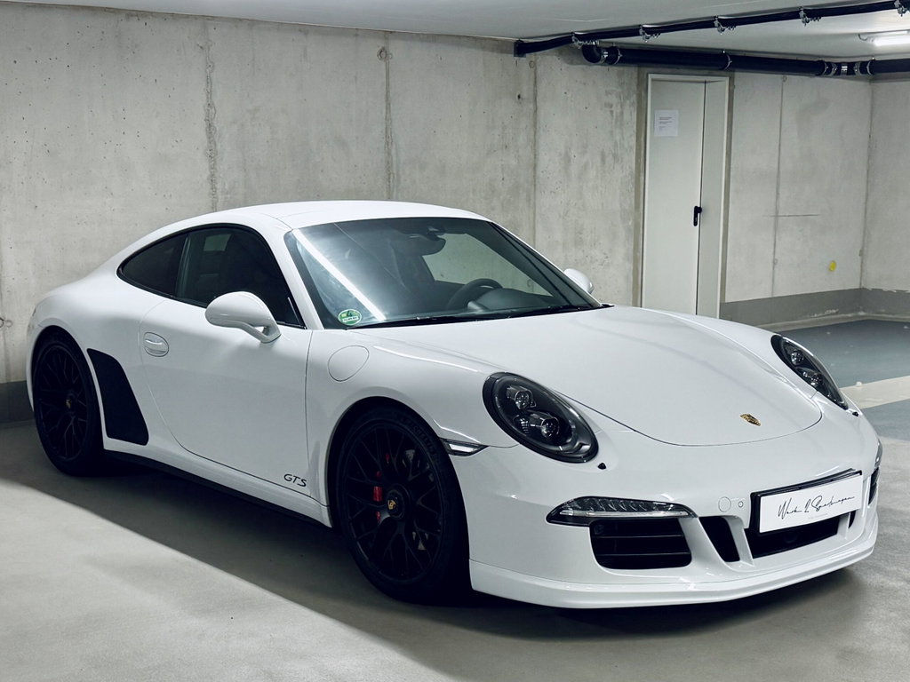 Porsche 991 Carrera GTS