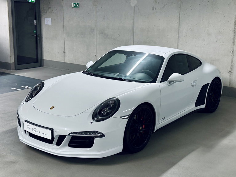 Porsche 991 Carrera GTS