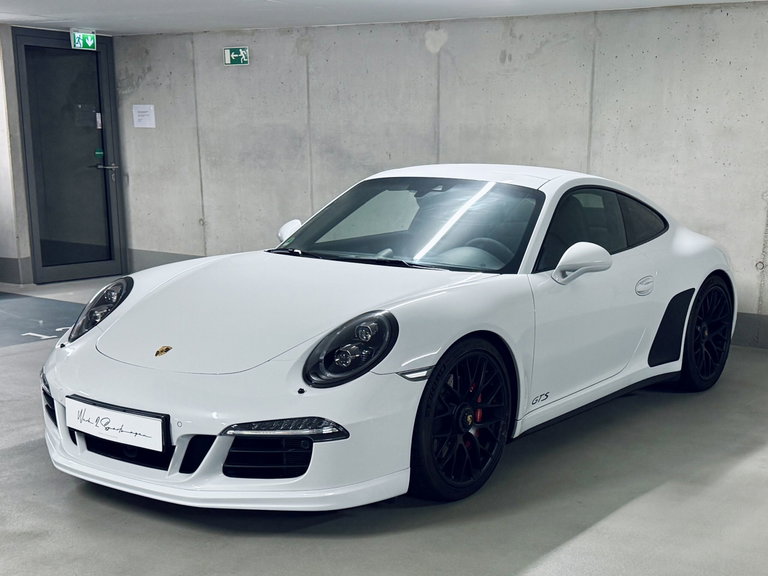 Porsche 991 Carrera GTS