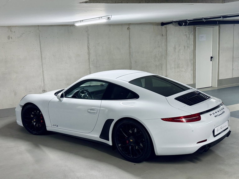 Porsche 991 Carrera GTS