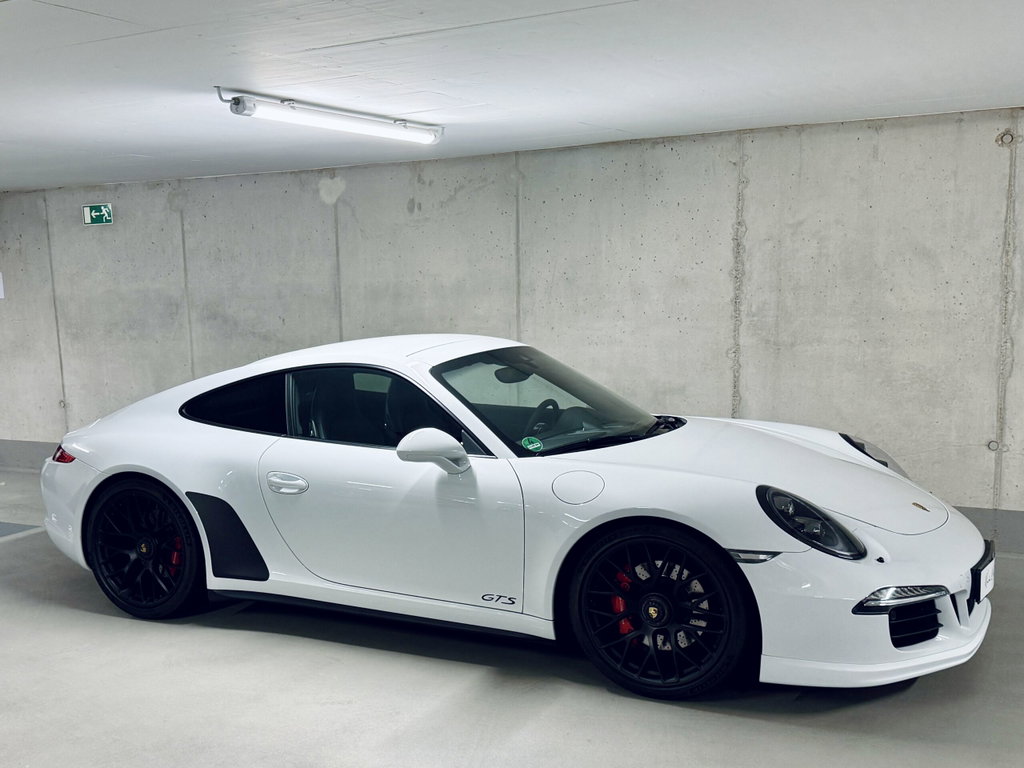 Porsche 991 Carrera GTS