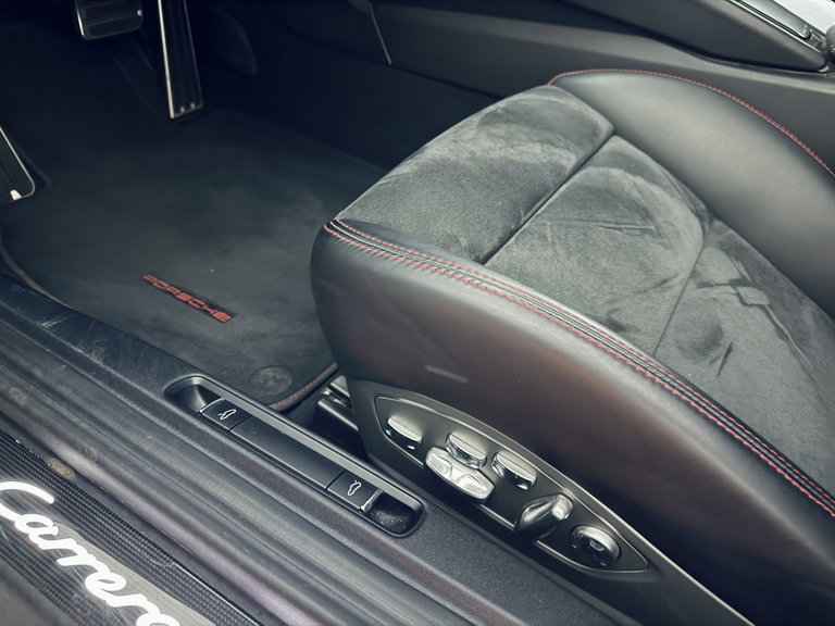 Porsche 991 Carrera GTS