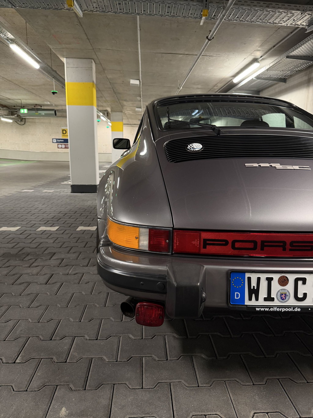 Porsche 911 SC