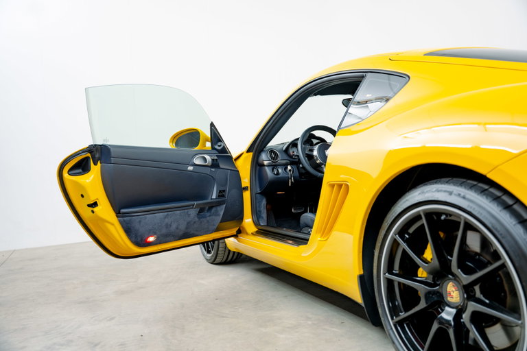 Porsche 987 Cayman S