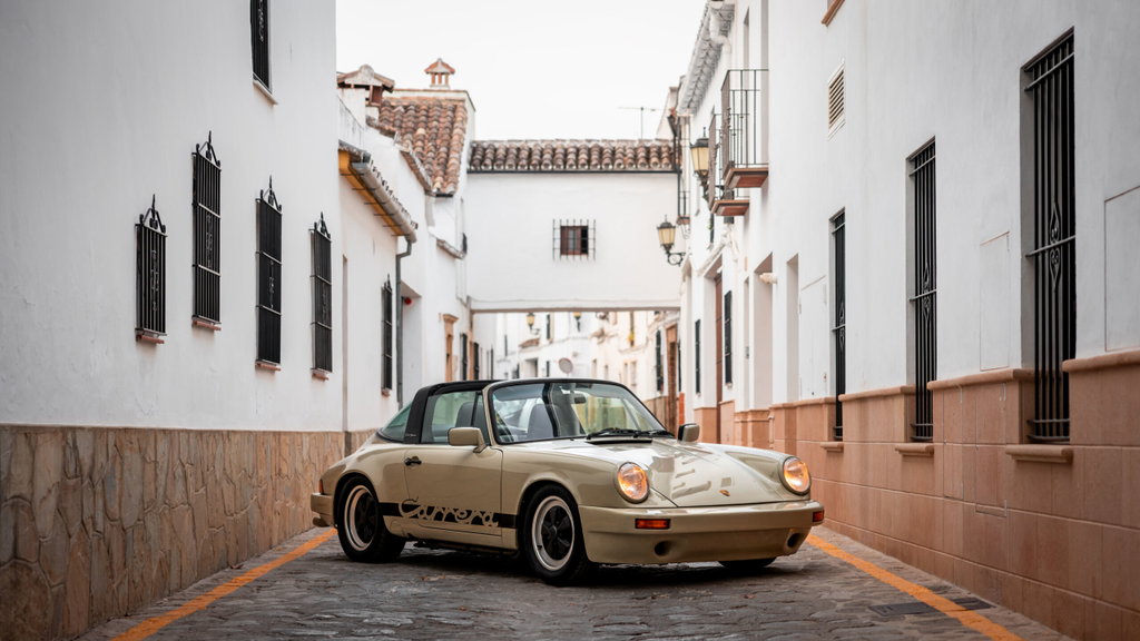 Porsche 911 Carrera 3.2