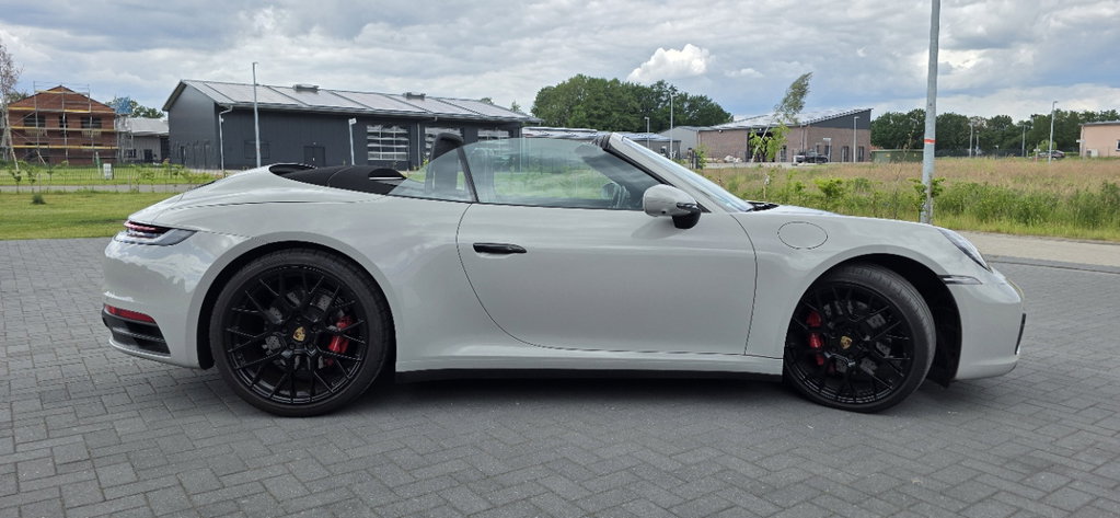 Porsche 992 Carrera S